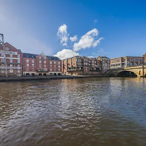 Woodsmill Quay Riverside - Heart Of Apartment York